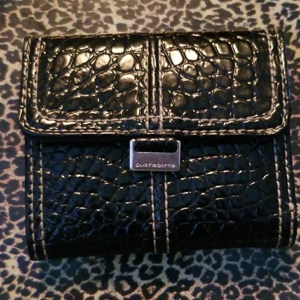 Liz Claiborne Mini Wallet